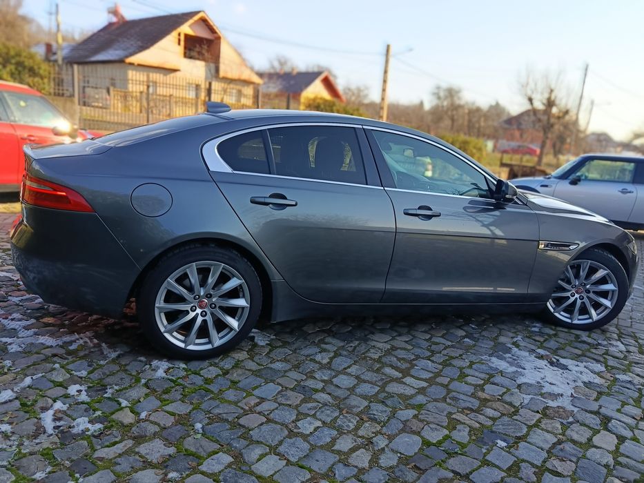 JAGUAR. XE  2018