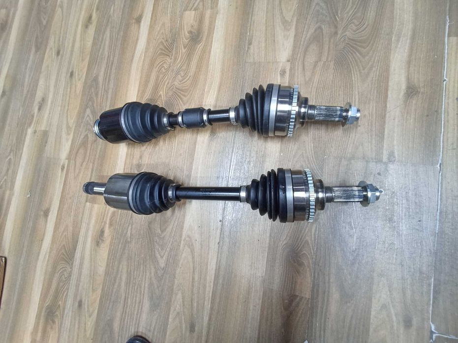 Привод в сборе гранаты на Mazda 3