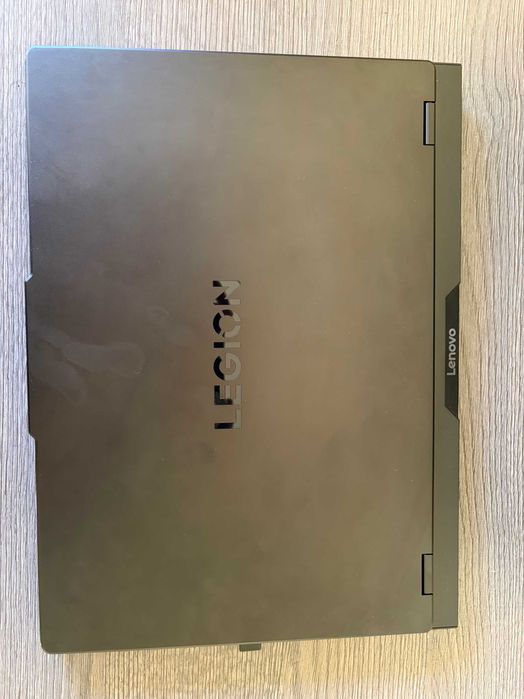 Lenovo Legion Pro 5 16IAX10