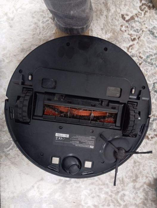 Робот пылесос ,хиами ми ультра 2