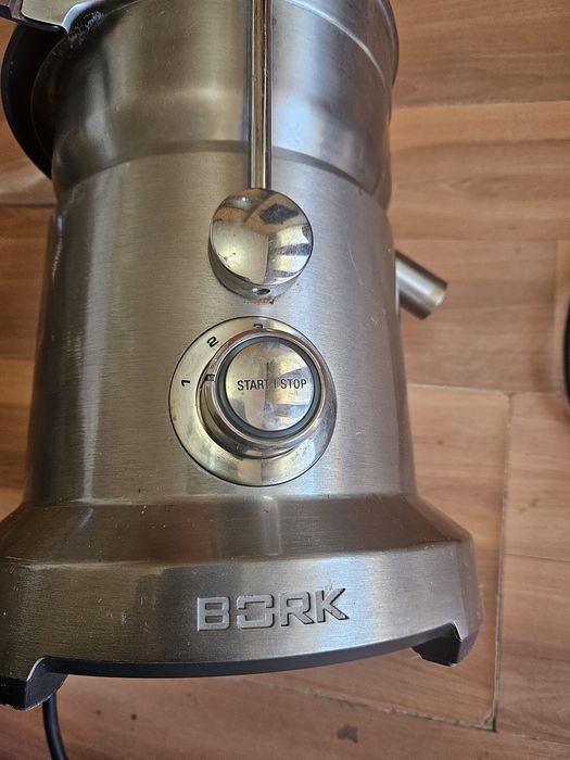 Центрофуга сокоизстисквачки за твърди и меки плодове Професионална Мно