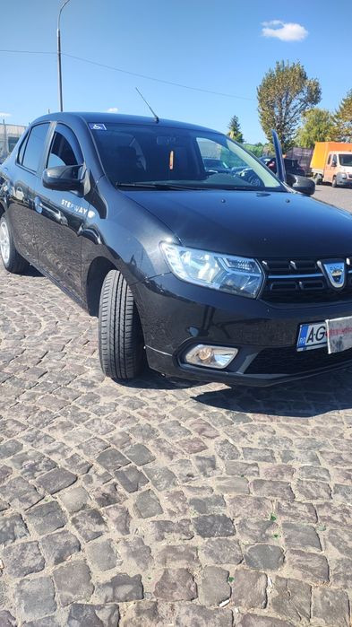 Vând Dacia Logan full 2017 proprietar