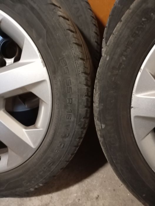 Промоция за 1 месец. Продавам алуминиеви джанти с летни гуми.