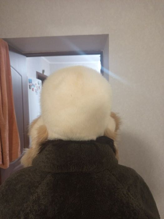 Продам норковые шапки
