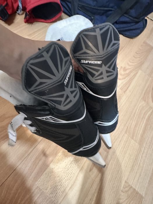 Коньки  для хоккея Bauer