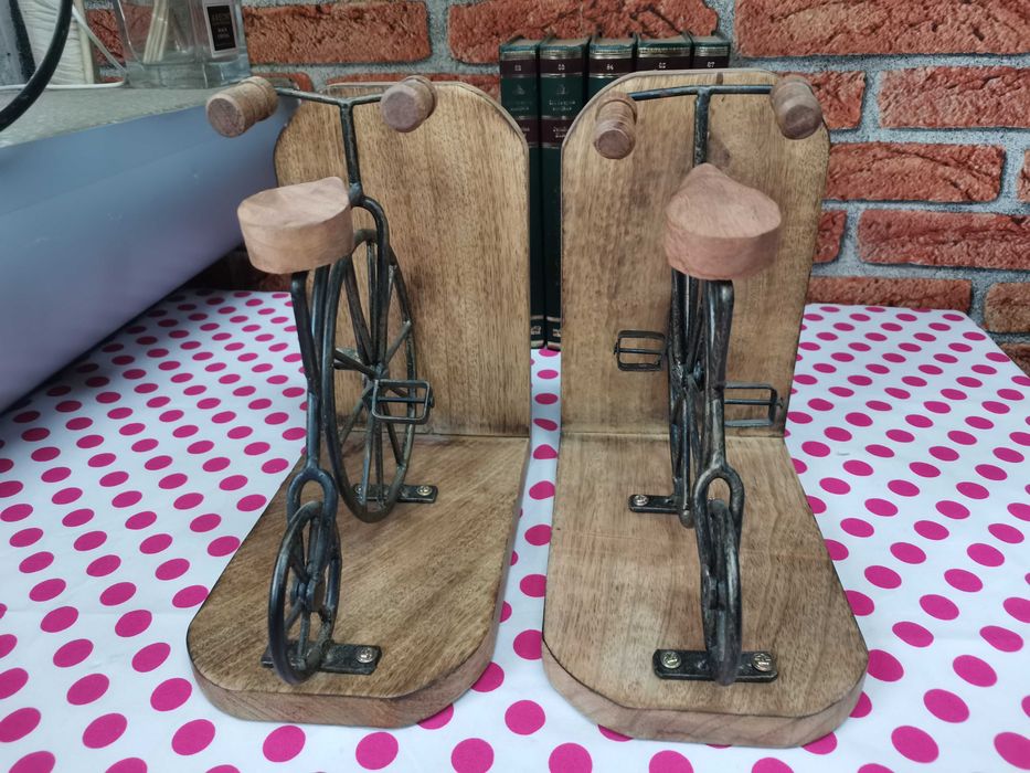 Set Suport carti Lemn cu fier model bicicleta.