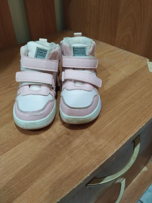 Продам ботиночки в отличном состоянии