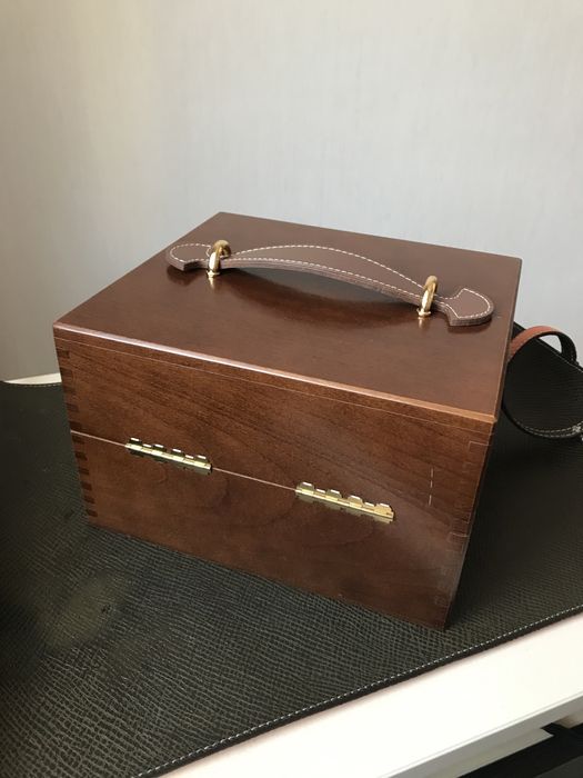 Деревянный ларец