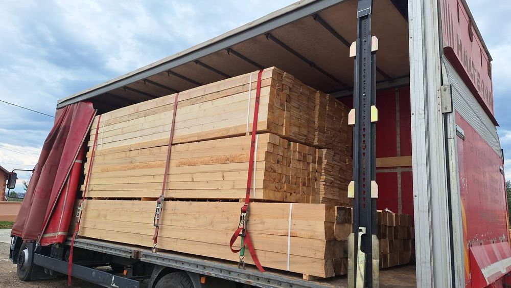 Cherestea, grinzi, scândură, sipca