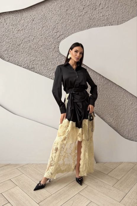 Дизайнерски сет за бал  с коприна риза и пола с дантела