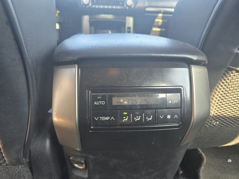 Dezmembrez Toyota Land Cruiser J150 2.7 benzina 2TR-FE 120KW an 2012