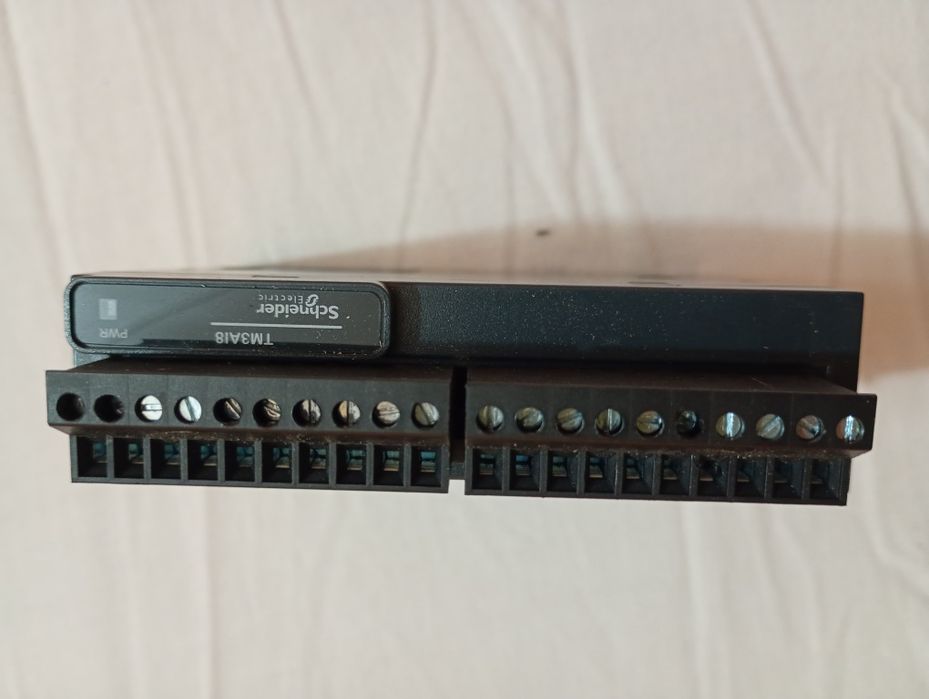 Modul TM3, 8 Intrari Analogice Schneider