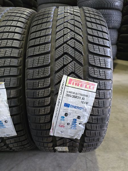 305/30/21//265/35/21 PIRELLI