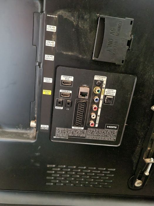 Vând două TV samsung smart