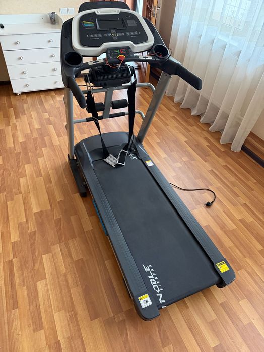 Беговая дорожка HOUSEFIT SPIRO 20 iRun