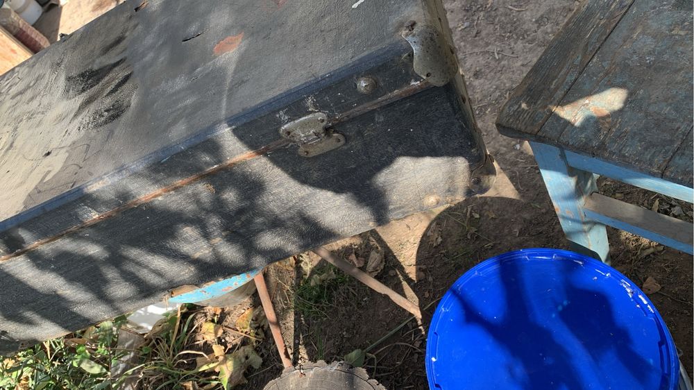 Продаю старинный стул