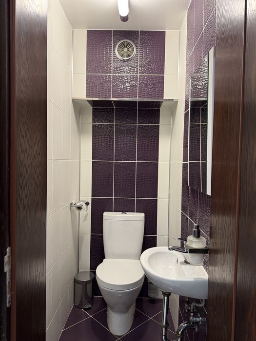 Дава се под наем Тристаен апартамент в Плевен, Идеален център - 100 кв.м за 800 € - Снимка #14