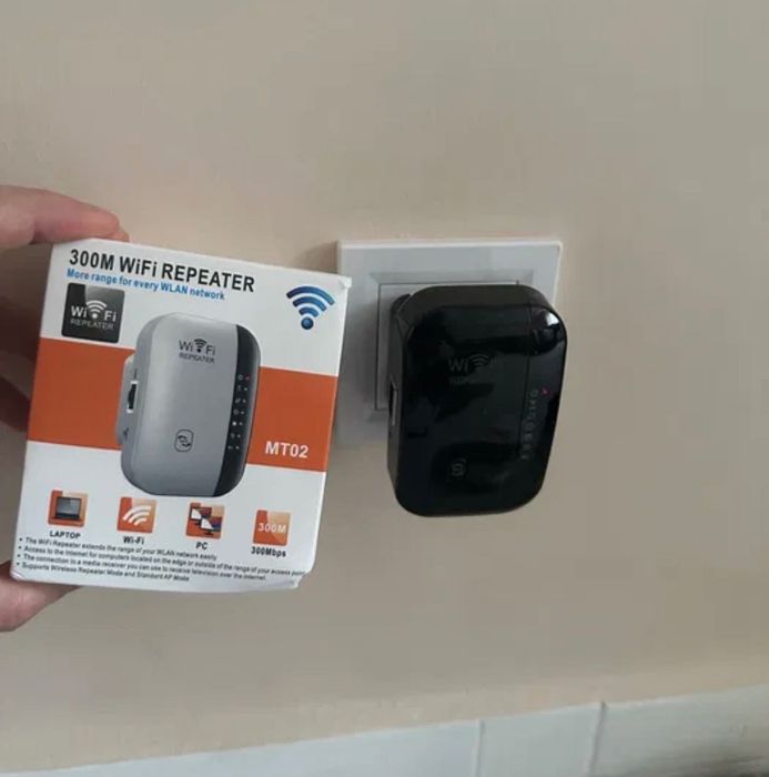 Amplificator semnal Wi Fi NOU wi fi repeater 300 mps 2 bucati.