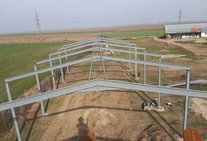 Vand structura metalica 8m x 24m, din stoc propriu, avem si alte marimi pe stoc