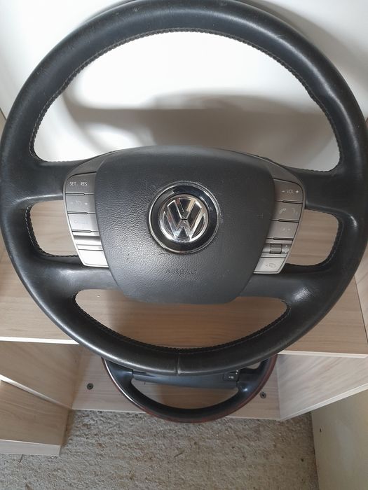 Волан с аре бег VW  файтон фейс