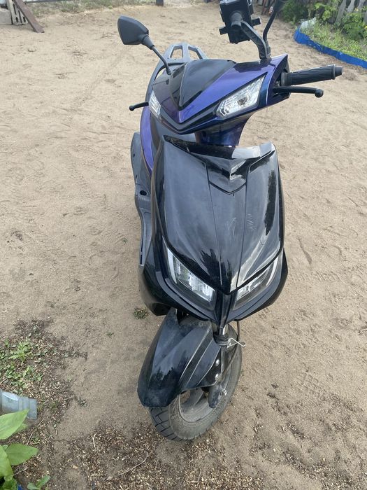 Продам скутер М8