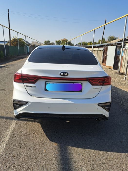 Автомобиль KIA CERATO