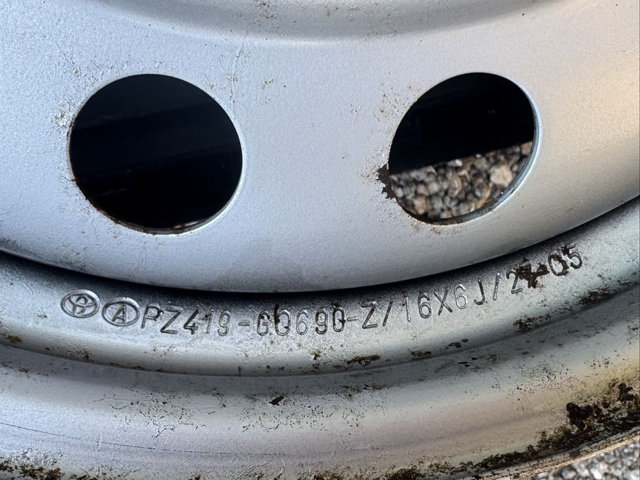 4бр.Оригинални джанти 16 5x100 за Toyota Avensis,Corolla,Verso S,Prius