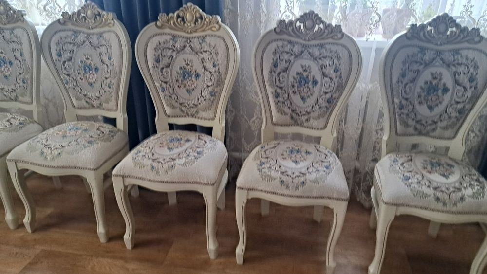 Продам сьулья в кличестве 10 штук