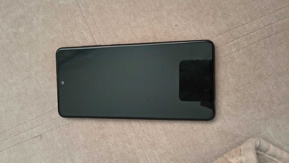 Телефон Samsung a51