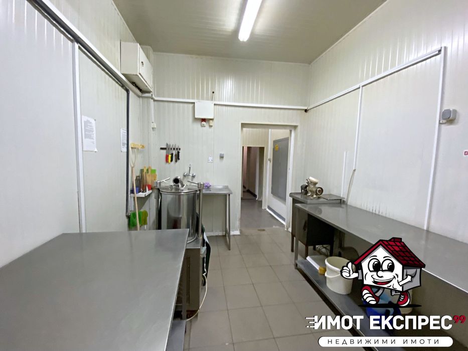 Продава се Промишлена сграда в Асеновград - 302 кв.м за 1656 €/кв.м - Снимка #8