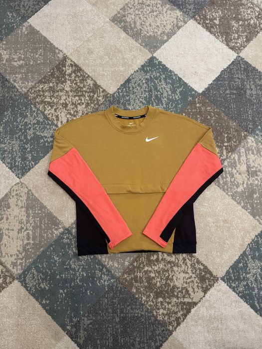 Дамска блузка Nike