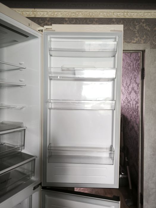 Срочно продам холодильник