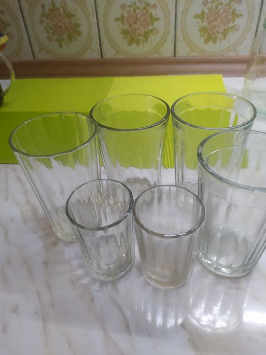 Советские граненные стаканы.