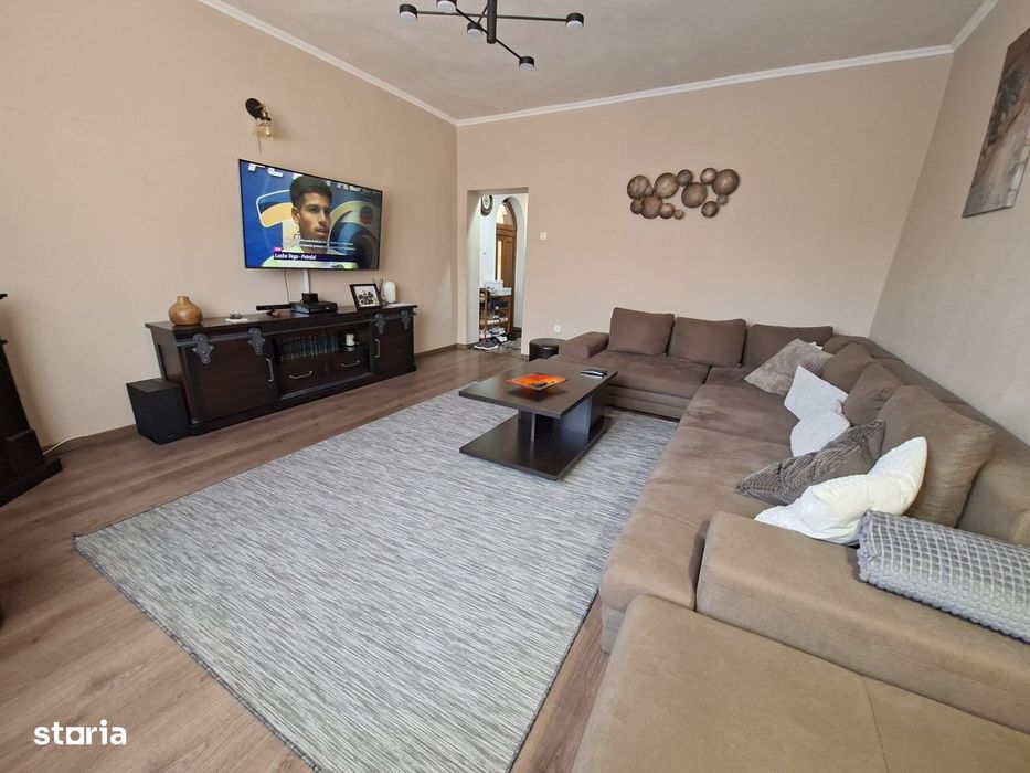 Vand casa cu teren 7 Ari in Titulescu - Satu Mare