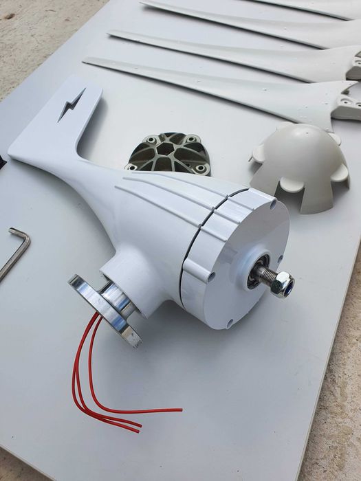 Turbina Eoliana 2000W/2Kw, Noua / Generator Curent