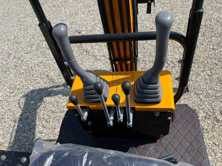 Мини багер JPC – 12 Hp , 1 T (Nou) + Видео