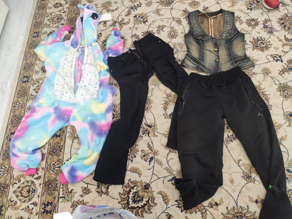 Одежда для девочек и мальчиков