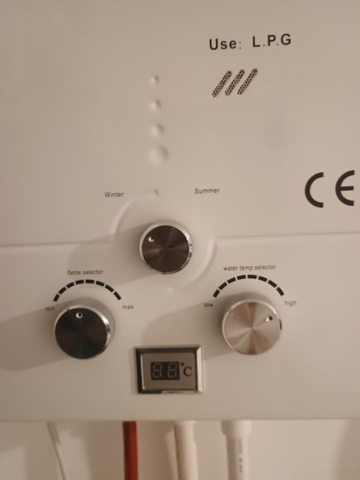 Vând instant cu capacitate 11 litri