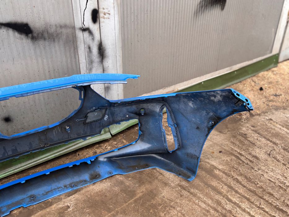 Предна броня • BMW 1 Series F40 (2019–2023)