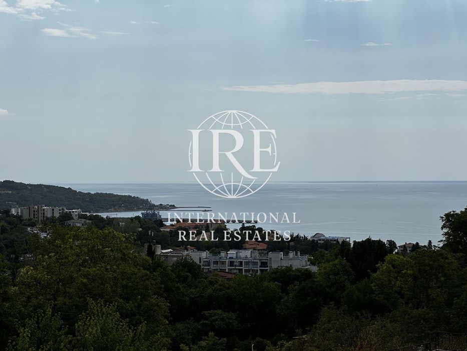 Къща в Добрич, област-гр.Балчик площ 218 цена 235000