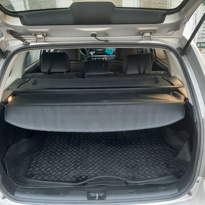 Шторка багажника.  Полка.