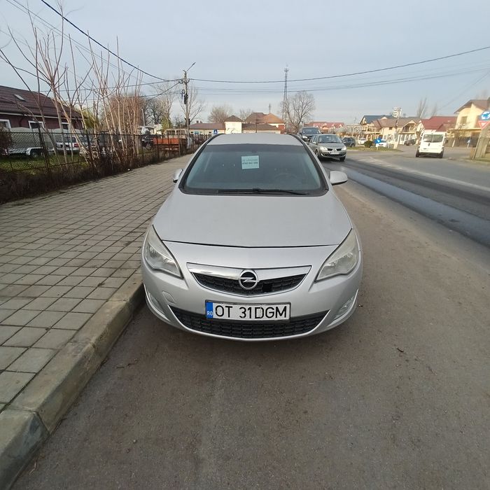 Vand opel astra j