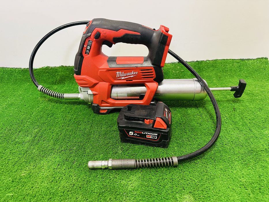 Decalemitru Milwaukee M18 GG pret fix