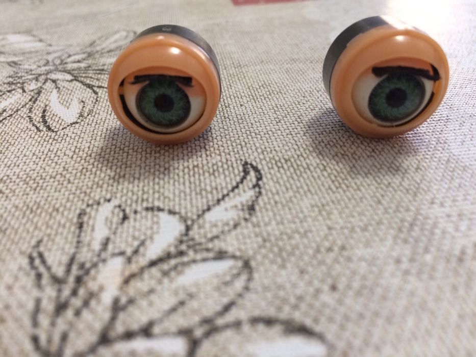 Продам глазки для кукол