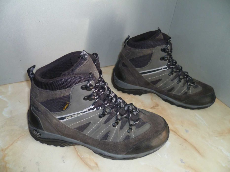 Jack Wolfskin туристически обувки №40