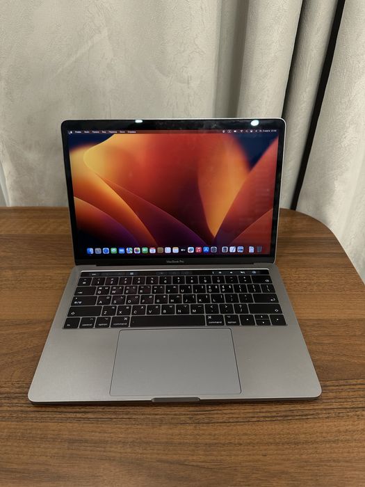 Apple MacBook Pro 13