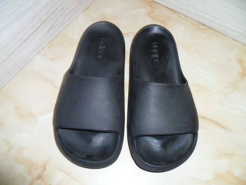 ADIDAS чехли №39