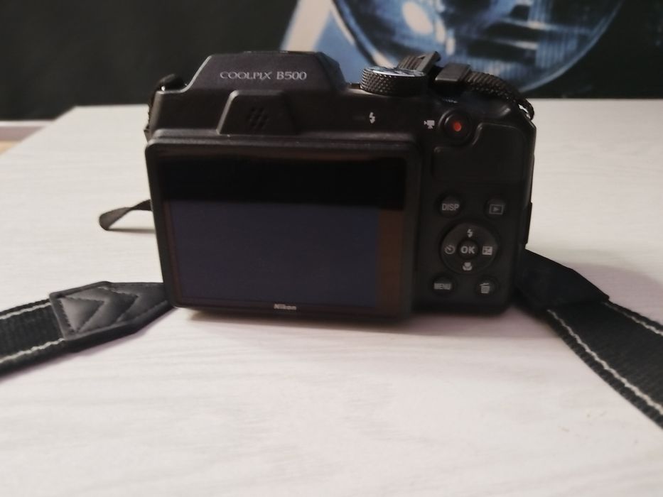 Nikon Coolpix B500