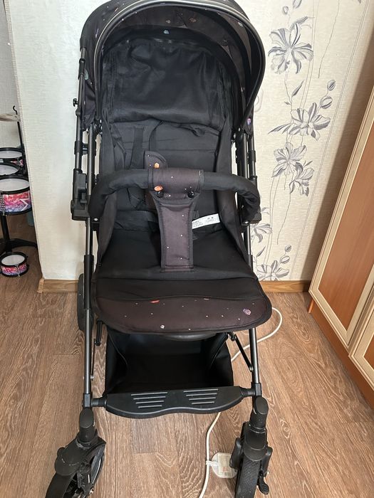 Продам детскую коляску