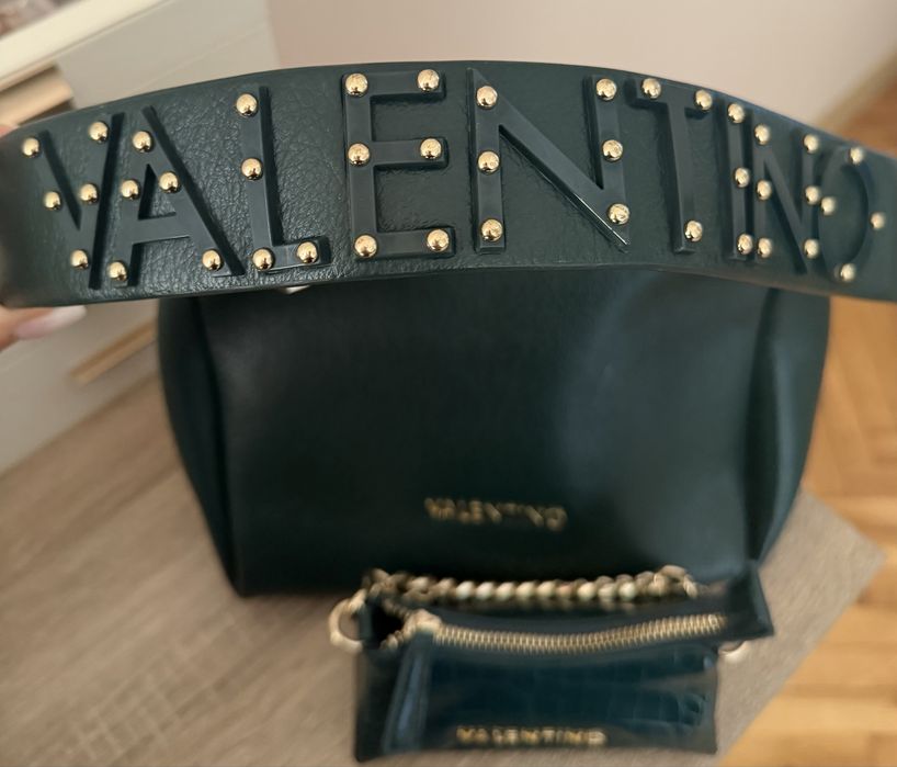 Чанта Valentino в комплект с малка чанта
